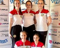 Die hessischen Teilnehmerinnen beim SK Junior Cup: (von links hinten) Lenja Möller, Antonia Ziegler, Enya Püschel; (vorne von links) Maja Ruppel und Mayra Püschel. (Foto: Bill Murray)