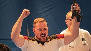 Europameister - Oliver Geis jubelt über seinen zweiten EM-Einzeltitel nach der Premiere 2015. (Foto: DSB)