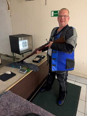 Jan Pöpperl ist der neue Hessenmeister in der Disziplin Ordonnanzgewehr - sowohl mit offener als auch mit geschlossener Visierung. (Foto: Tanja Frank)