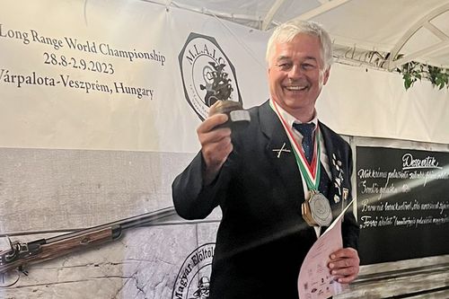Günter Kunz gewinnt zwei WM-Goldmedaillen