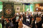 Hessischer Schützentag in Baunatal – Landesschützenball - Jörg Frömel und Sven-Erik Göthel tragen die Königsketten