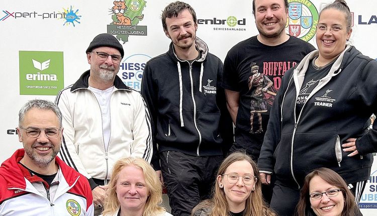 Die Teilnehmer des Trainer-Lehrgangs Breitensport Gewehr vom 9. bis 12. Oktober zusammen mit Gewehr-Landestrainer Bernd Back. (Foto: privat)