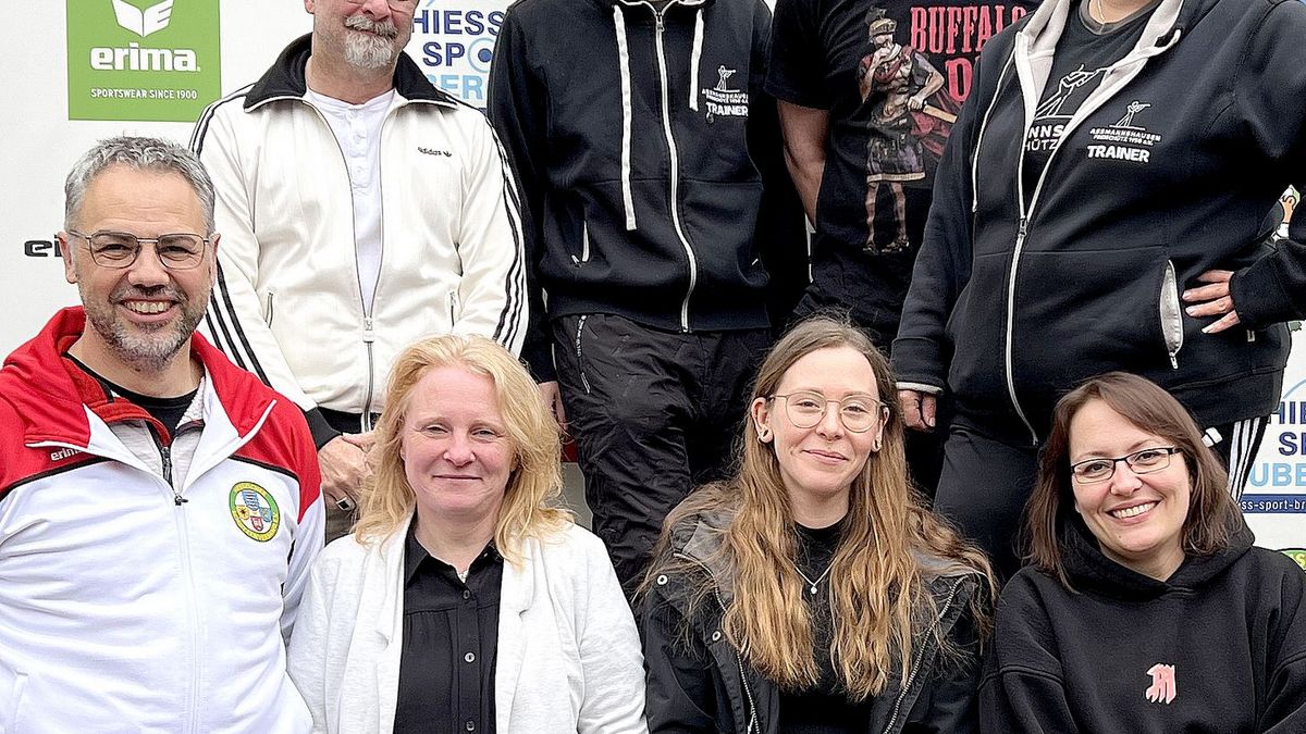 Die Teilnehmer des Trainer-Lehrgangs Breitensport Gewehr vom 9. bis 12. Oktober zusammen mit Gewehr-Landestrainer Bernd Back. (Foto: privat)