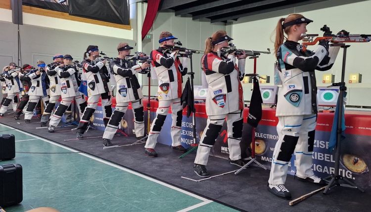 Abschied aus dem Oberhaus: SV Hubertus Steinbach steigt aus der 1. Bundesliga Nord ab