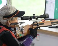 Brunhilde Thewes gewann Bronze mit dem KK-Gewehr auf 100 Meter Entfernung. (Foto: Werner Wabnitz)