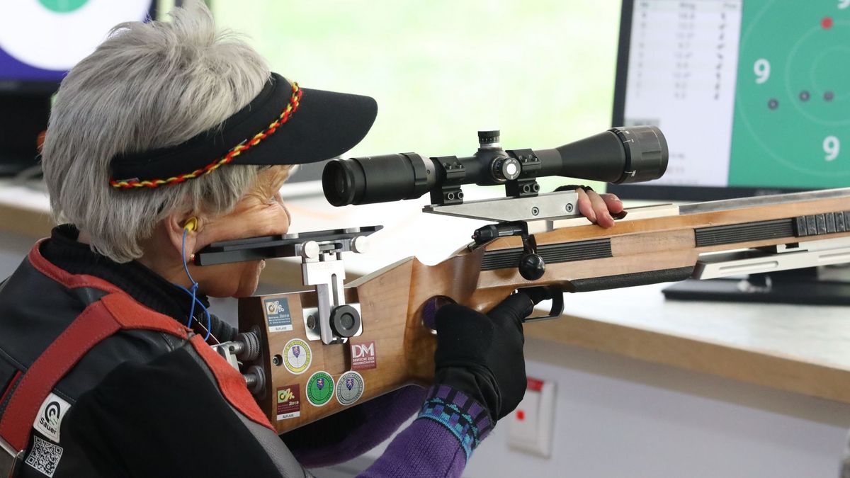 Brunhilde Thewes gewann Bronze mit dem KK-Gewehr auf 100 Meter Entfernung. (Foto: Werner Wabnitz)