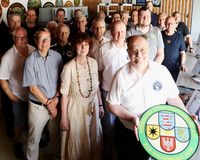 Mit einer großzügigen Spende ermöglichte Bernd-Arno Nikolaus zusammen mit seiner Ehefrau die Modernisierung des KK-Standes der TGS Walldorf.