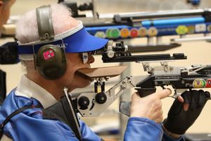 Bernd Becker gewann mit dem Luftgewehr im Para-Liegendschießen. (Foto: Werner Wabnitz)