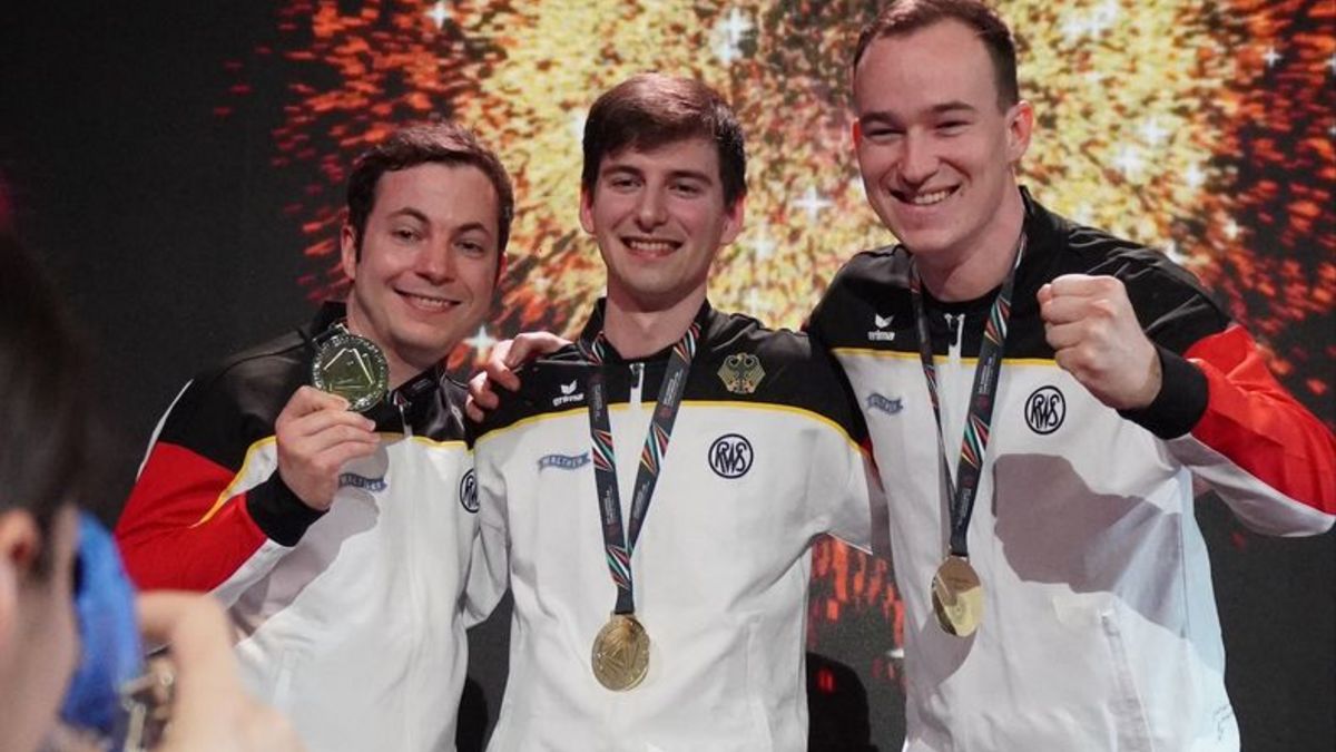 Feuerwerk, Gold und Freude: Michael Schwald, Robin Walter und Paul Fröhlich - die neuen Team-Europameister mit der Luftpistole. (Foto: DSB)