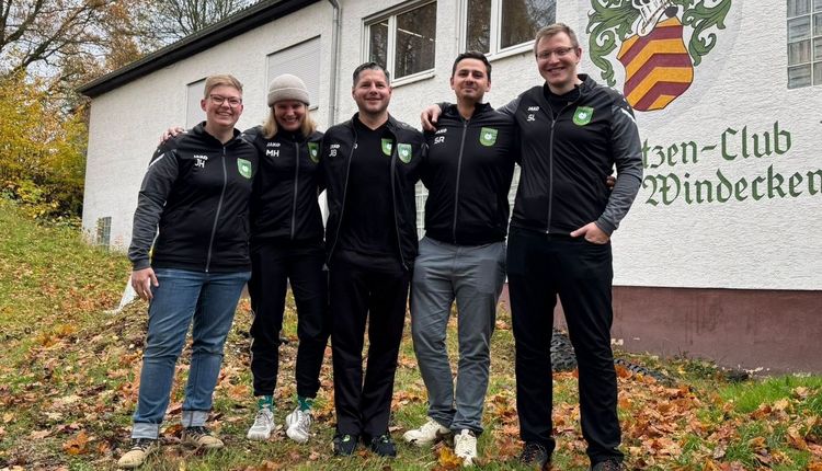 Die zweite Luftpistolen-Mannschaft des SV Falke Dasbach: (von links) Jane Henz, Marie Himmelheber, Jörg Bommersheim, Stefan Remmert u. Sven Löhr. (Foto: SV Falke Dasbach)