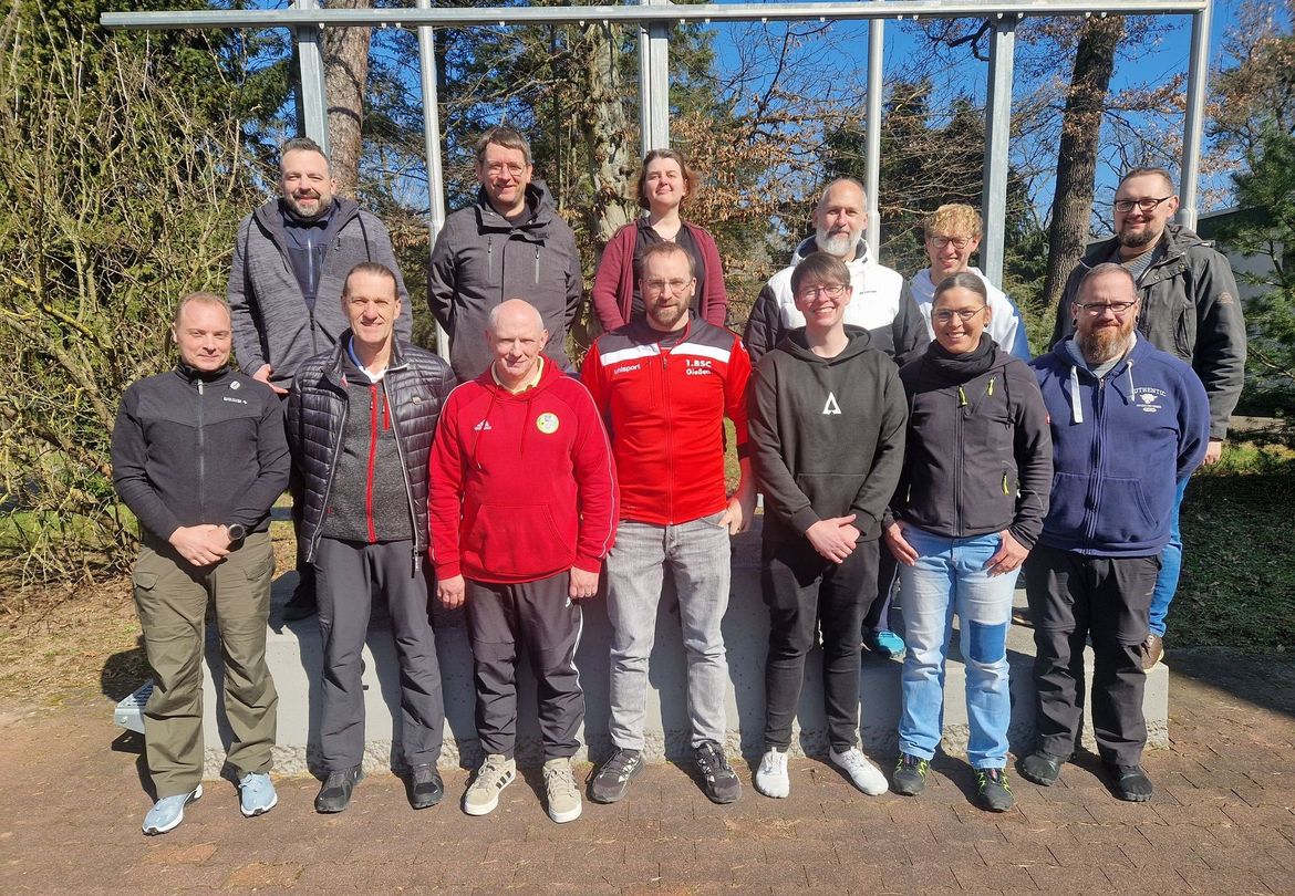 Nachwuchs für die Trainerarbeit: Erfolgreiche Ausbildungslehrgänge im Bogensport  