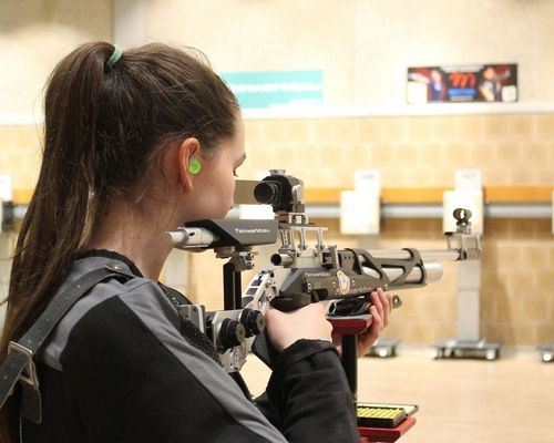 Starke Leistungen und spannende Duelle: Jahrgangsschießen & Shooty Cup 2025