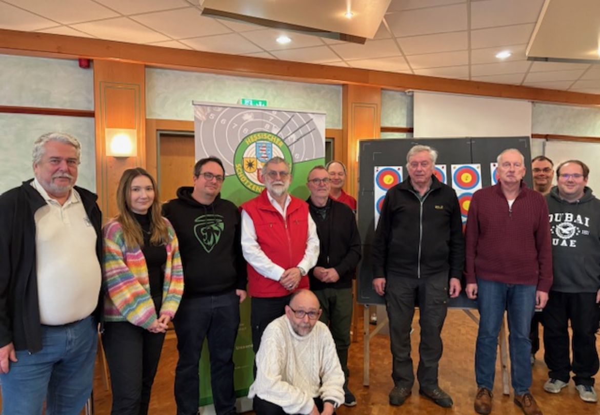 Fit für die Freiluftsaison: Kampfrichter-Fortbildung Bogen in Frankfurt