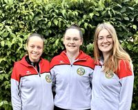 Sie nahmen für den hessischen Landeskader an den Internationalen Juniorenwettkämpfen 2024 in Pforzheim teil: Viktoria von Schönfels, Antonia Ziegler und Emma Pohlmann (von links). (Foto: Bill Murray)