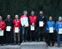 Gold für das Deutsche Team: Alexander Schösser, Andreas Wimmer, Michael Sturm (Mitte, von links) setzten sich in der Disziplin Enfield gegen die Schweiz und die Slowakei durch. (Foto: privat)