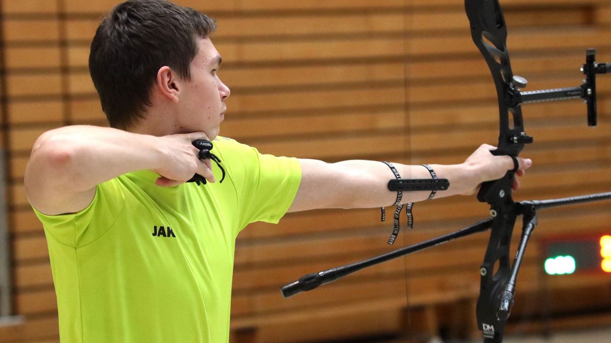 Der Eberstädter Tilll Hermann gewann die Goldmedaille in der Recurve-Jugendklasse. (Foto: Werner Wabnitz)